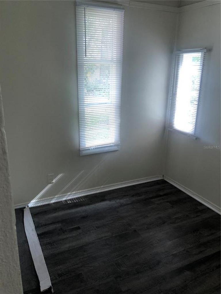 Photo 8 of 11 - 4910 Rhode Island Ct, Jacksonville, FL 32209