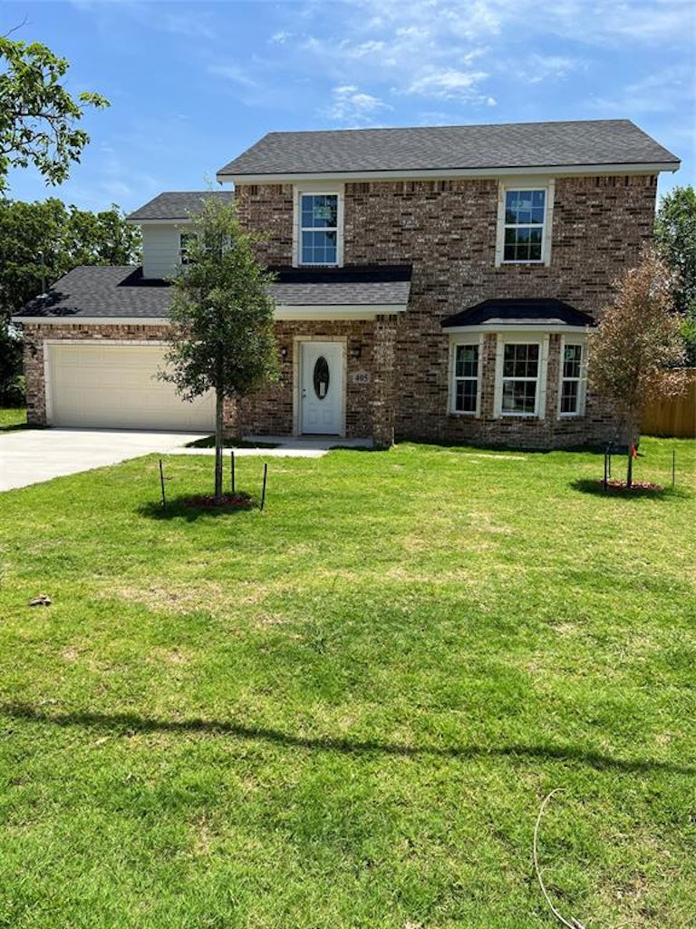 Photo 1 of 7 - 405 Hitt St, Seagoville, TX 75159