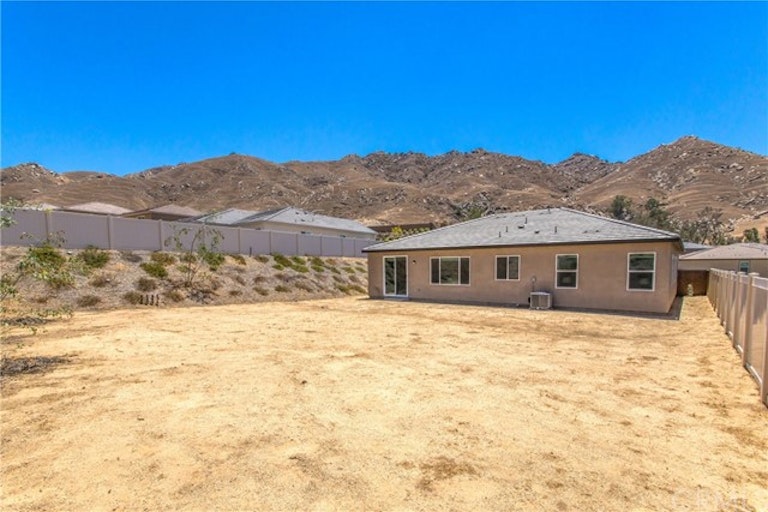Photo 27 of 30 - 20852 Spring Mountain Rd, Riverside, CA 92507