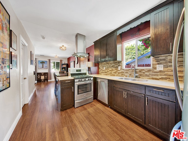 Photo 14 of 30 - 4002 Homer St, Los Angeles, CA 90031