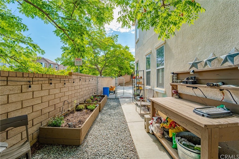 Photo 7 of 36 - 3982 Barbury Palms Way, Perris, CA 92571