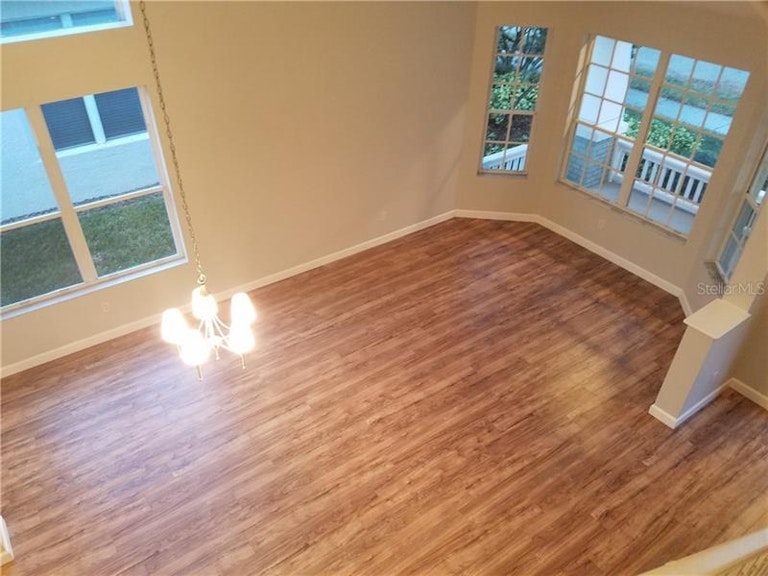 Photo 9 of 25 - 19406 Golden Slipper Pl, Lutz, FL 33558
