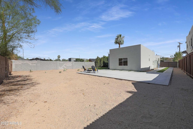 Photo 39 of 46 - 1050 E Whitton Ave, Phoenix, AZ 85014