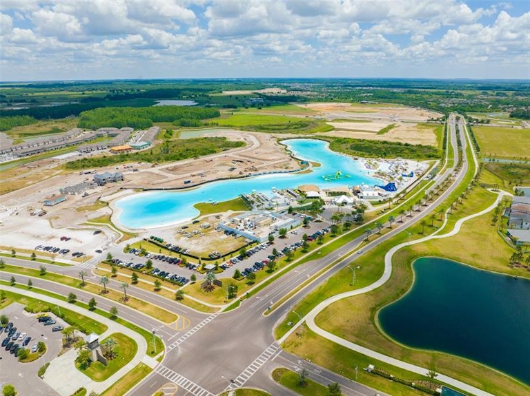 Photo 22 of 34 - 30855 Summer Sun Loop, Wesley Chapel, FL 33545