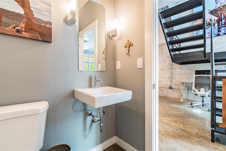 Photo 9 of 35 - 5008 S MacDill Ave #4, Tampa, FL 33611