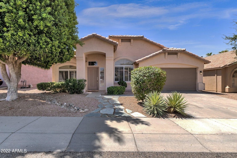 Photo 1 of 29 - 1511 E Marco Polo Rd, Phoenix, AZ 85024