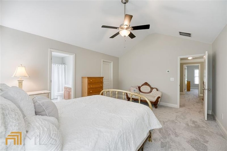 Photo 28 of 71 - 6021 Stillwater Pl, Flowery Branch, GA 30542