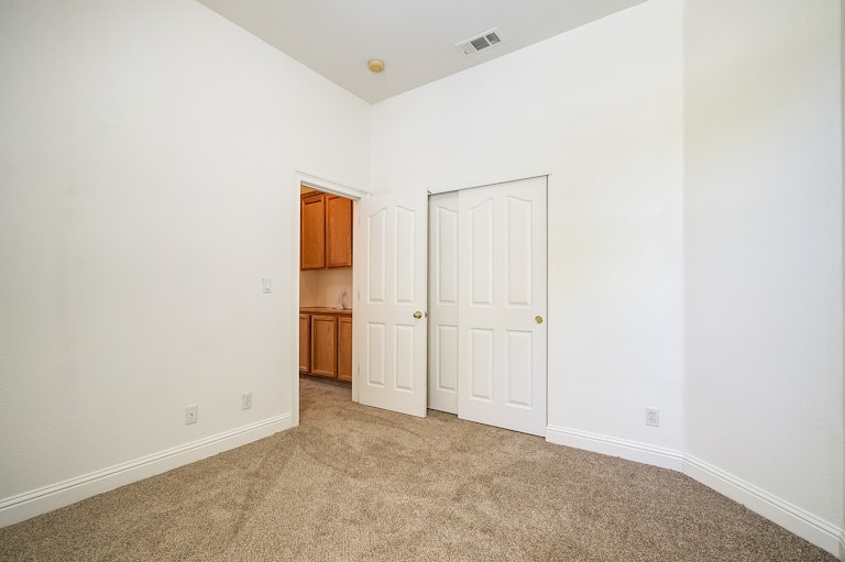Photo 19 of 28 - 9405 Moondancer Cir, Roseville, CA 95747