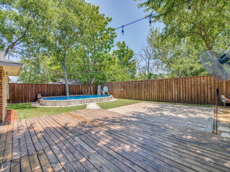Photo 16 of 16 - 3220 Moon Dr, Mesquite, TX 75150