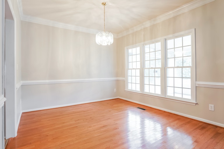 Photo 8 of 25 - 3308 Bellenden Pl, Raleigh, NC 27604