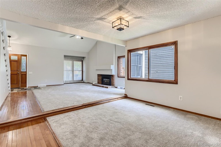 Photo 8 of 35 - 12379 E Bates Cir, Aurora, CO 80014