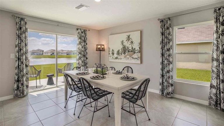 Photo 7 of 17 - 12216 Mountain Island Trl, Parrish, FL 34219