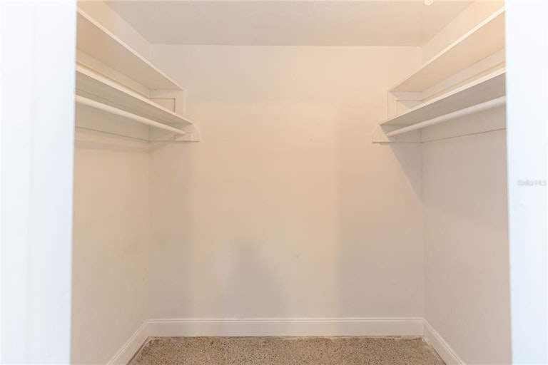 Photo 22 of 34 - 3112 Oak Bluff Dr, Orlando, FL 32827