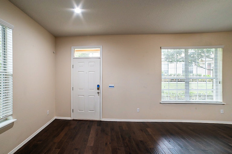Photo 8 of 14 - 226 Silverglen Ln, Altamonte Springs, FL 32714