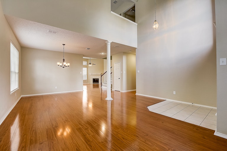 Photo 33 of 37 - 4009 Pear Ridge Dr, The Colony, TX 75056