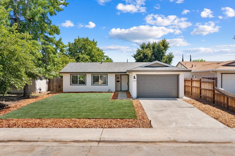 Photo 25 of 29 - 4208 Strathmore Way, North Highlands, CA 95660