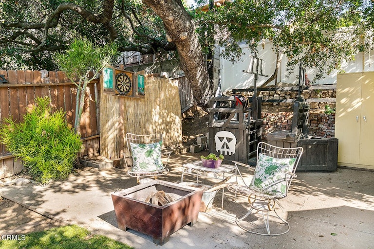 Photo 26 of 29 - 6214 Springvale Dr, Los Angeles, CA 90042