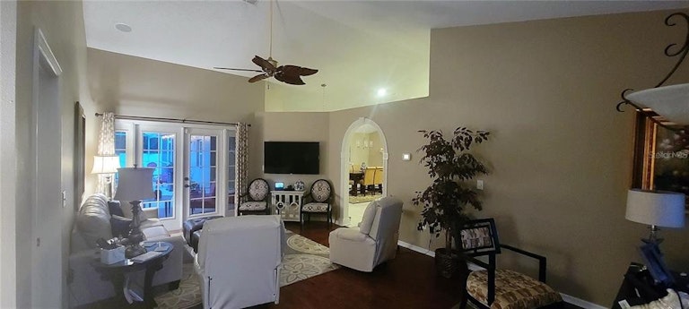 Photo 11 of 34 - 7318 52nd Dr E, Bradenton, FL 34203