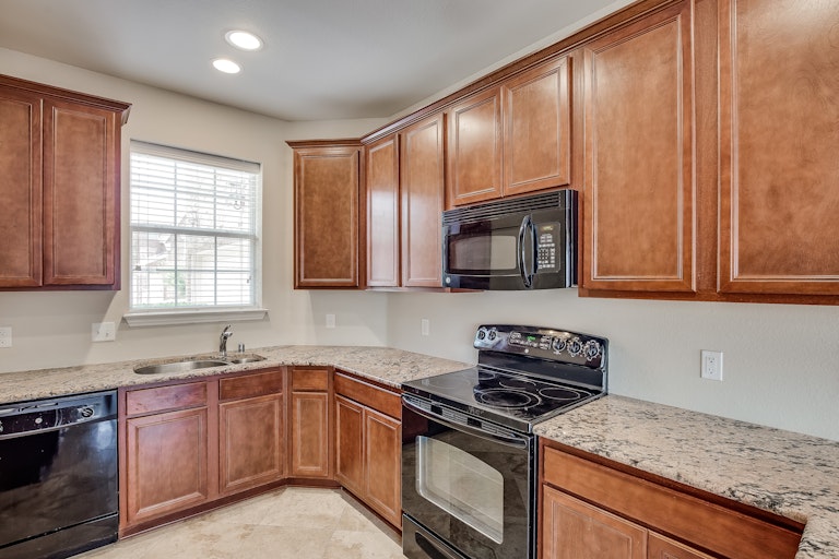 Photo 2 of 23 - 706 S Jupiter Rd #1105, Allen, TX 75002