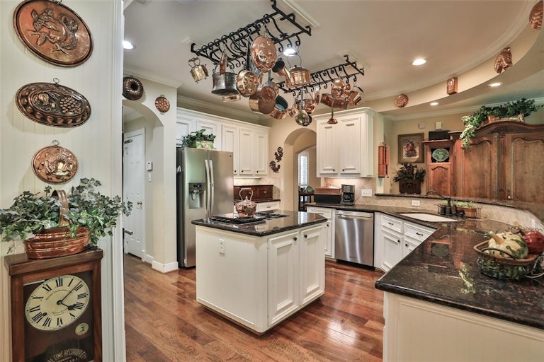Photo 15 of 50 - 20602 Sunset Bend Ln, Spring, TX 77379