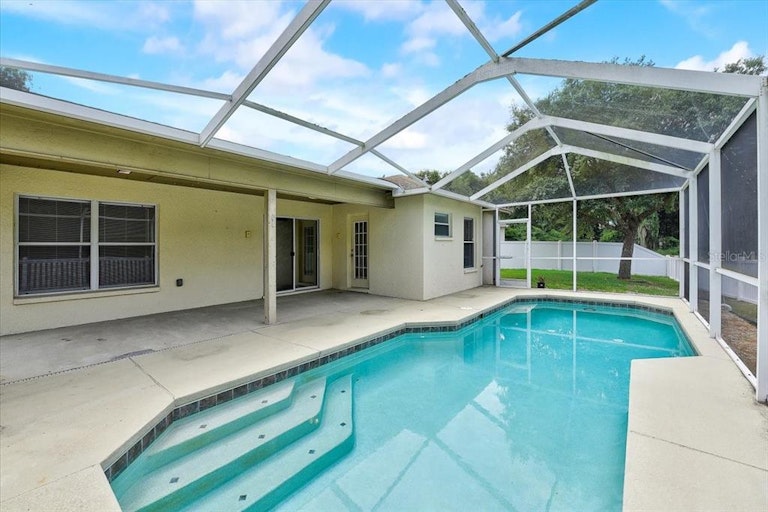 Photo 39 of 45 - 34510 Cliffcreek Ct, Wesley Chapel, FL 33545