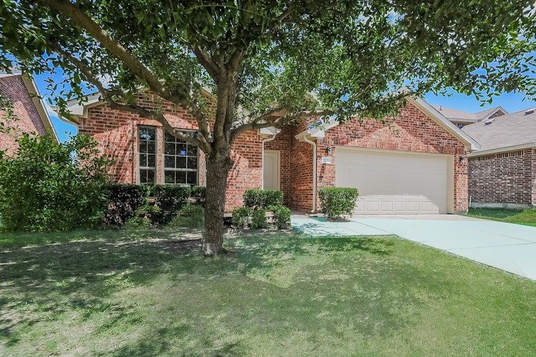 Photo 23 of 25 - 2050 Times Rd, Heartland, TX 75126