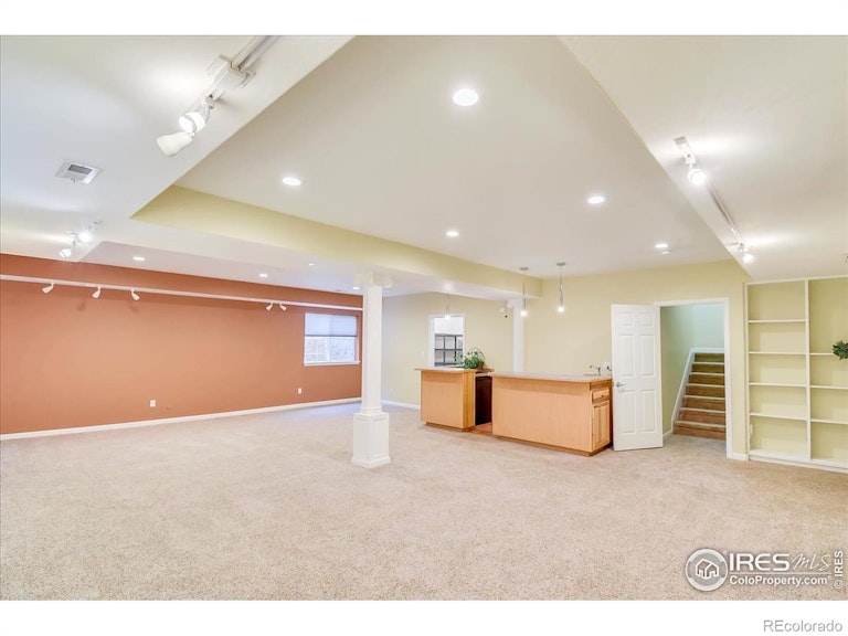 Photo 8 of 40 - 16445 Somerset Dr, Broomfield, CO 80023