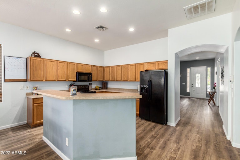 Photo 18 of 45 - 43292 W Oakland Ct, Maricopa, AZ 85138