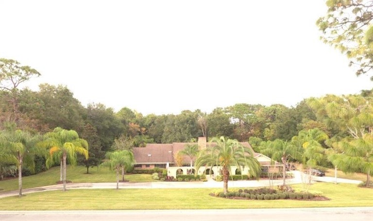 Photo 2 of 25 - 805 Sweetwater Club Blvd, Longwood, FL 32779