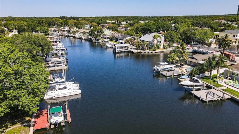 Photo 34 of 42 - 372 Westwinds Dr, Palm Harbor, FL 34683