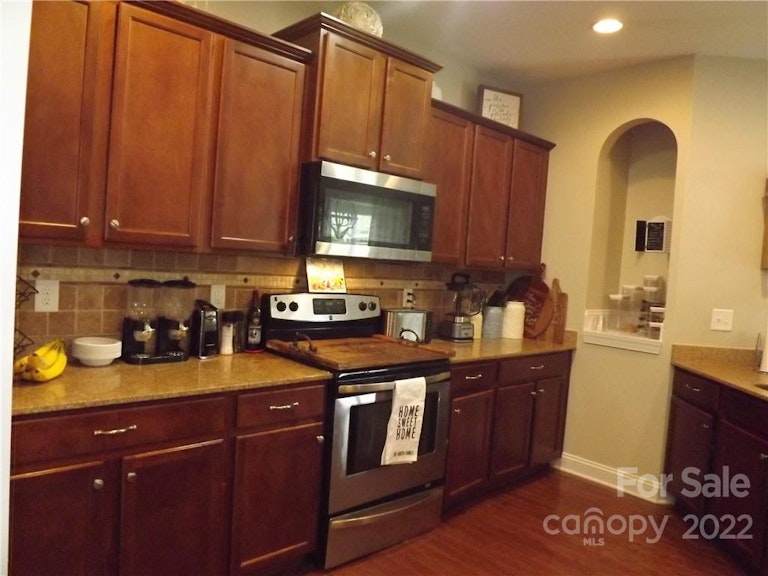 Photo 7 of 26 - 1604 Ridge Haven Rd, Waxhaw, NC 28173
