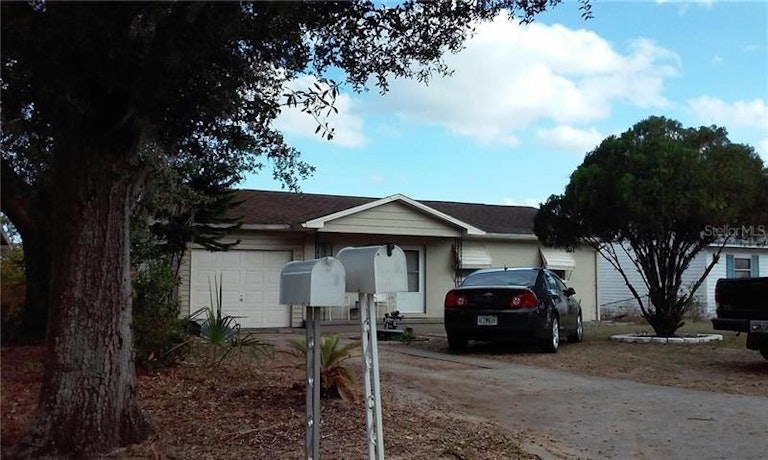 Photo 1 of 1 - 1135 Lakeview Dr, Clermont, FL 34711