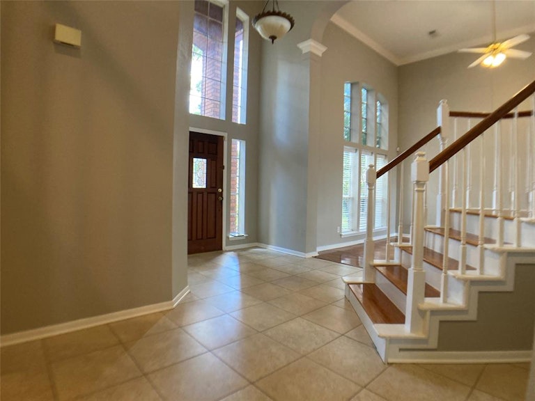 Photo 10 of 20 - 7406 Pleasant Ridge Dr, Houston, TX 77095