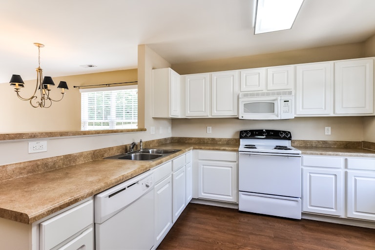 Photo 11 of 25 - 1401 Plexor Ln, Knightdale, NC 27545