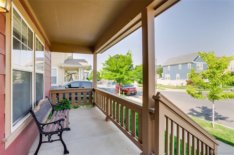 Photo 4 of 40 - 10712 Dayton Way, Commerce City, CO 80640