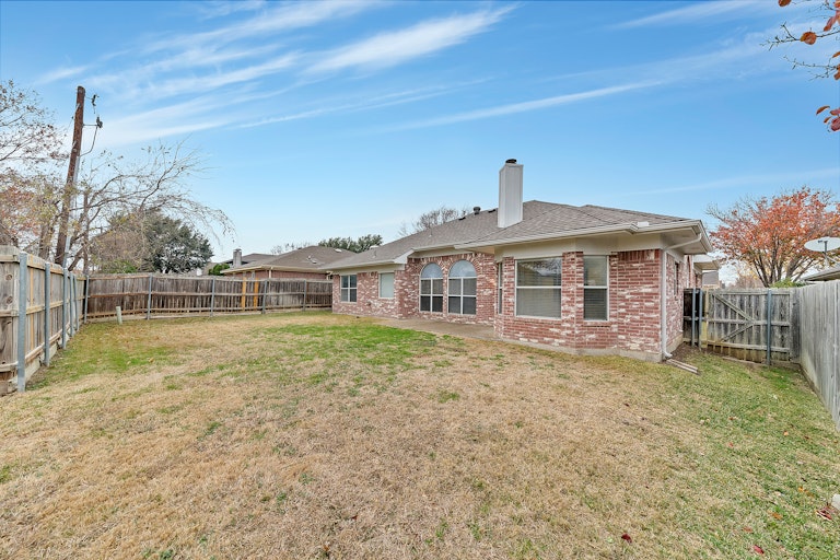 Photo 26 of 26 - 1020 Havenbrook Dr, Arlington, TX 76001