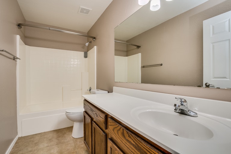 Photo 28 of 36 - 2044 S 86th Ln, Tolleson, AZ 85353