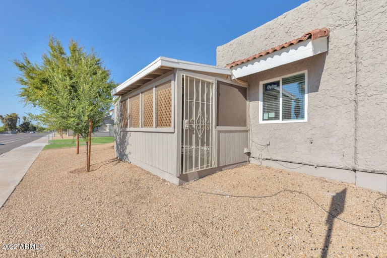 Photo 14 of 29 - 406 E Washington Ave Unit B, Gilbert, AZ 85234