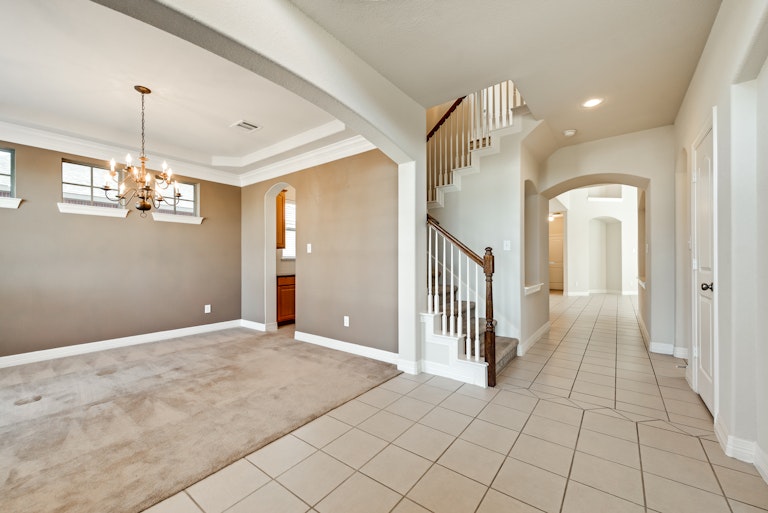 Photo 15 of 26 - 4310 Bluffview Dr, Sachse, TX 75048