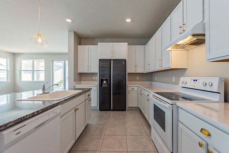 Photo 8 of 24 - 2288 Biscotto Cir, Davenport, FL 33897