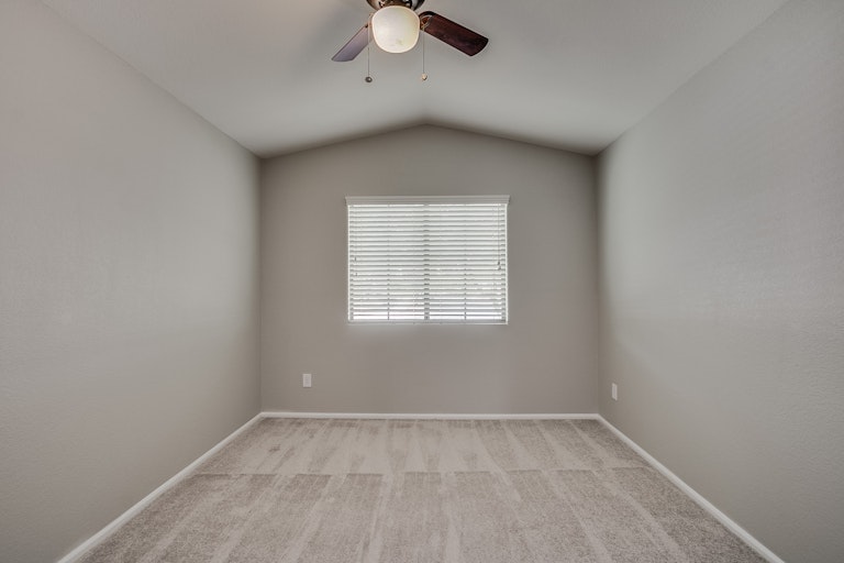 Photo 18 of 39 - 4152 E Bonanza Rd, Gilbert, AZ 85297