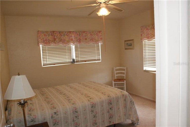 Photo 8 of 25 - 600 Harbor Dr S, Venice, FL 34285