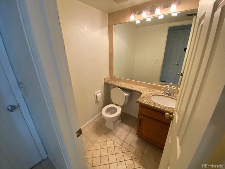 Photo 10 of 19 - 10680 Eudora Way, Thornton, CO 80233