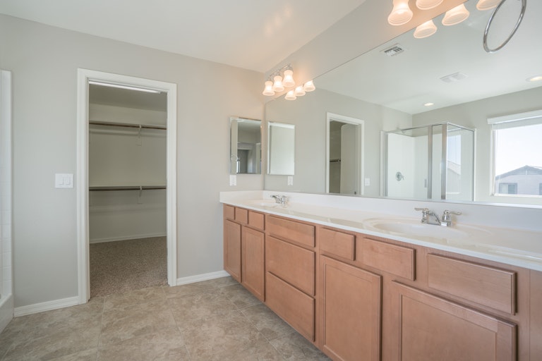 Photo 15 of 33 - 11705 W Maui Ln, El Mirage, AZ 85335