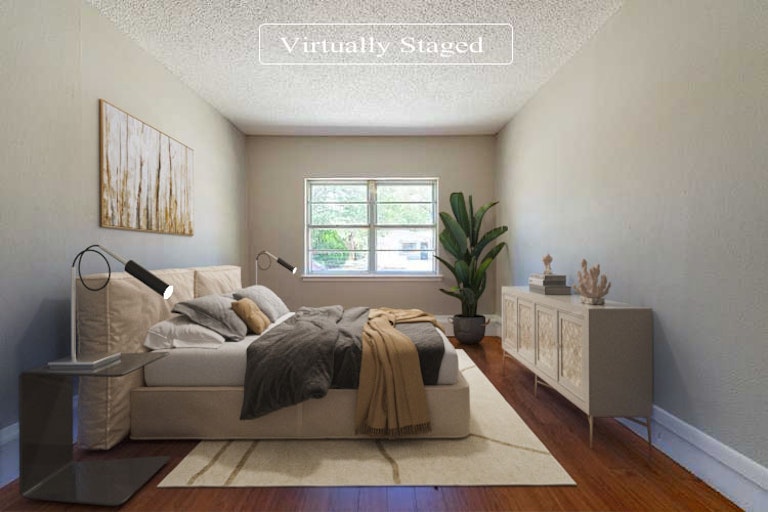 Photo 3 of 25 - 11740 Fernald Ave, Dallas, TX 75218