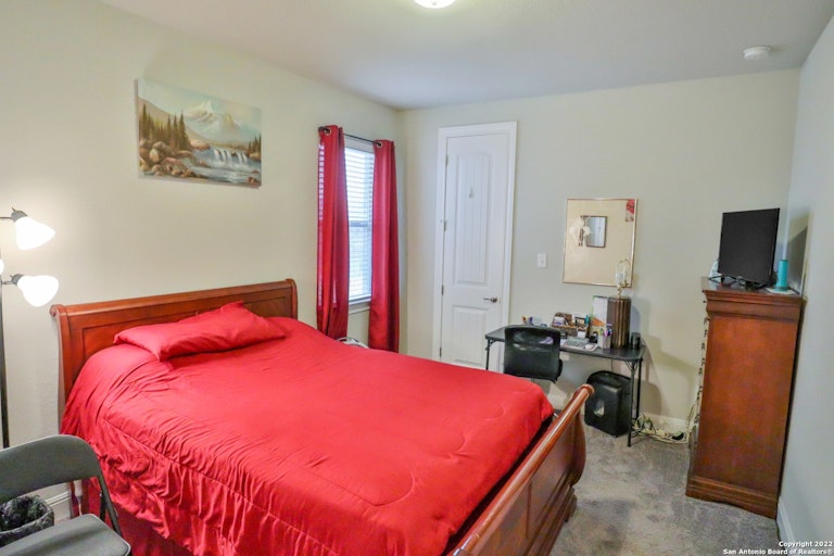 Photo 15 of 24 - 225 Scenic Vis, Cibolo, TX 78108