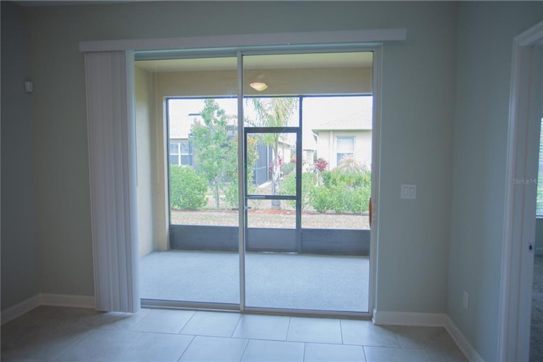 Photo 7 of 15 - 3023 Caneel St, Winter Haven, FL 33884