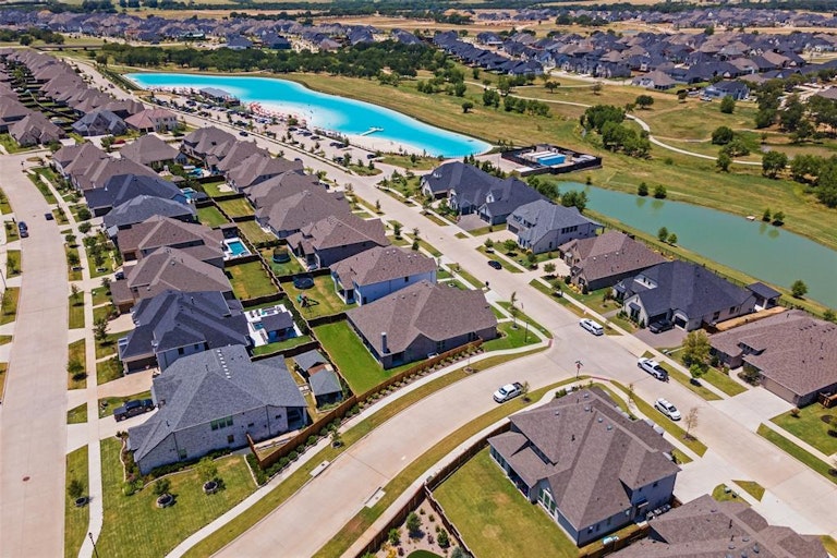 Photo 34 of 37 - 3851 Pepper Grass Ln, Prosper, TX 75078