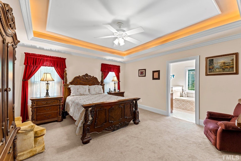 Photo 18 of 40 - 6103 Valentine St, Zebulon, NC 27597