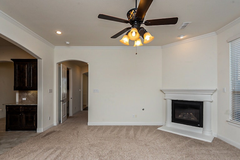 Photo 15 of 27 - 5220 Soren St, Irving, TX 75038